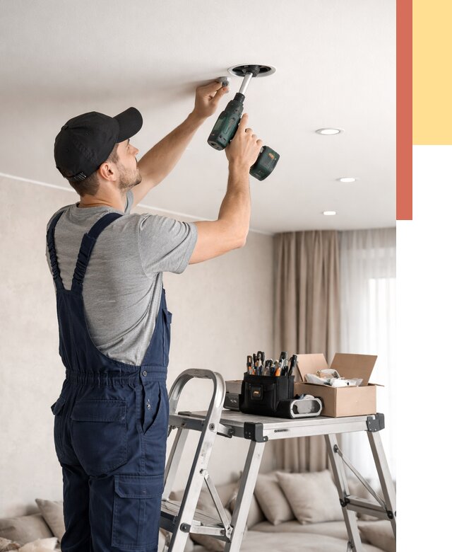 Установка и монтаж точечных светильников в натяжной потолок в Великом Новгороде от 1841 руб. | ОТДЕЛОЧНИК-Влк