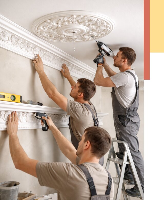 Монтаж лепнины на потолок в Великом Новгороде от 3274 руб. быстро и недорого | ОТДЕЛОЧНИК-Влк